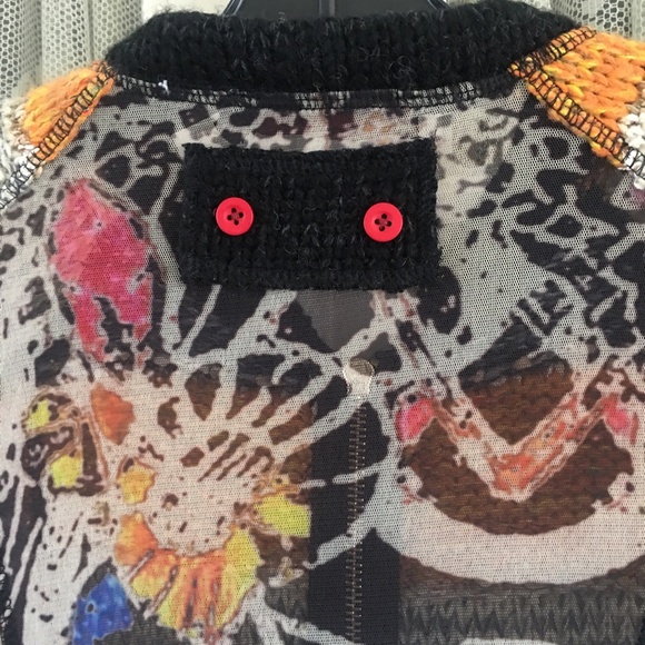 HP: LULU H Paris Zip Front Top - Size M - Picture 8 of 8